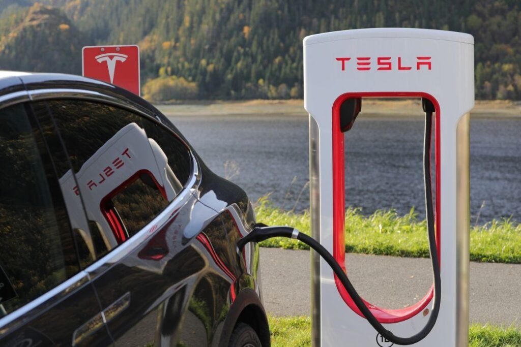 Tesla’s Cost-Cutting Measures Rattle Supercharger Division