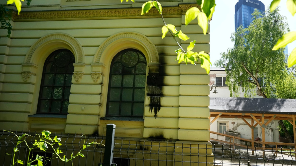 Warsaw synagogue attacked at night with 3 firebombs, no injuries reported