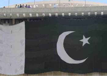 Tragedy in Northern Pakistan: Bus Crash Claims 15 Lives