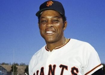 Willie Mays: Celebrating the Legacy of an Electrifying Baseball Icon