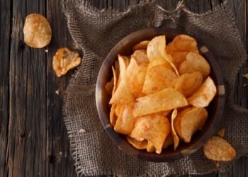 Chips: Discover the Health Risks of Smoky BBQ Flavor – Europe’s Ban Explained
