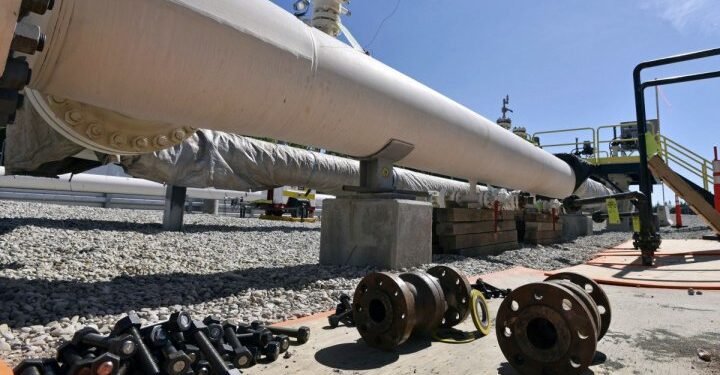 Michigan Pipeline Challenge Sent to State Court by Federal Appellate Panel: Line 5 Dispute