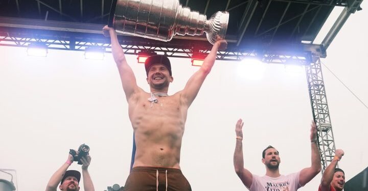 Stanley Cup Victory: Panthers Celebrate Despite Rain – National Coverage Stanley Cup Victory: Panthers Celebrate Despite Rain – National Coverage